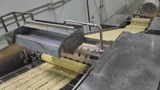 Automatic fried instant bag and cup noodle production line