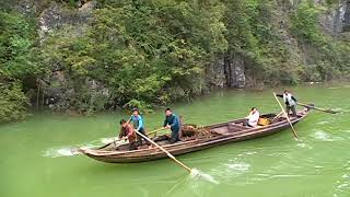 Yangtze River cruise 2004