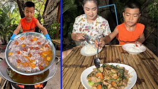 Yummy beef with salty egg cooking - Seyhak cook for mother - Chef Seyhak