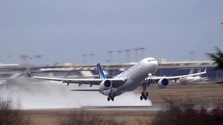 Various wet take-offs in Paris Orly