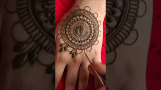 simple mehndi design😱 #shorts#trending#viral#youtubeshorts#shortvideo#reels#mehndi#mehndidesign#new