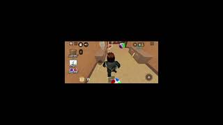 playing murder mystery 2 game in Roblox