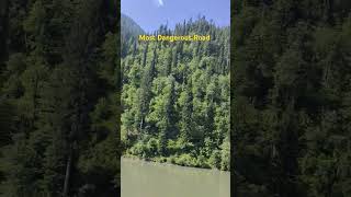 Most Dangerous Roads #dangerousroads #keltotaobat #ytshorts #neelumriver #viralshorts #neelumvalley