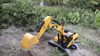 RC Hydrauric Excavator digging : รถแมคโครบังคับขุดดิน