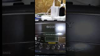 The sound of Sony  Walkman ex 344 and fx 353-453 cassette players and cheap Philips aq 6585  players