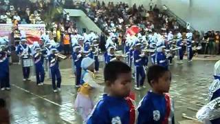 MI Muhammadiyah Al-Tanbih Getas Pejaten - Kudus - Drum Band Kolaborasi Gending Jawa.flv