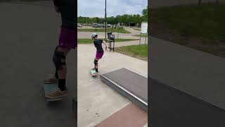 Skate clip