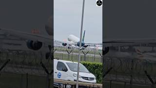 Awesome touchdown at Heathrow! 😲🛬...Air Lingus Airlines 🇮🇪✈️❤️. #planespotting #aviation #shorts