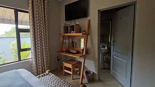 St Lucia Estuary - Accommodation - Livingston Lodge