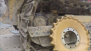 How To Replace The Sprockets On A Bulldozer