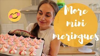 Making meringue kisses!