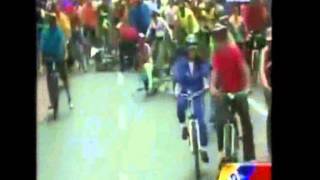 Nicolás Maduro se cae de una bicicleta