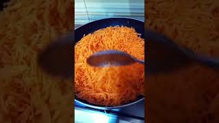 | SHORTS | CARROT HALWA | INDIAN FAMOUS SWEET DISH TASTY,EASY, SIMPLE AND HEALTHY | ಕ್ಯಾರೆಟ್ ಹಲ್ವ |