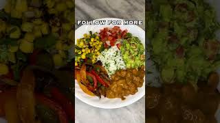 Healthy And Delicious Chicken Burrito Bowl Recipe #shorts #foodtube #fyp #chipotle #cooking