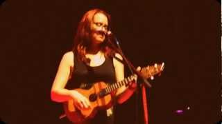 Ingrid Michaelson - Skinny Love (cover) 'live' at Singapore's Esplanade concert hall 10 Sept 2012