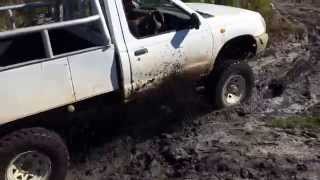 Honingklip mud in Nissan Hardbody