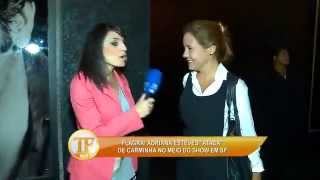 Adriana Esteves em show de zeca baleiro