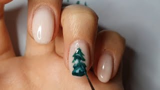 How to draw a christmas tree on your nails- easy tutorial