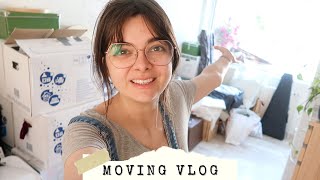 Moving In! ...to The Ground Floor 🏡 Moving Vlog