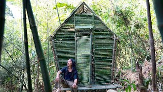 Primitive Technology - JUNGLE MAN builds a medieval bamboo house