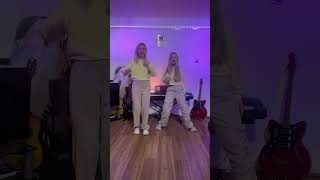 1, 2, 3, 4🤘🏻 #danceoke #trending #tiktok #shortswithcamilla #dancetutorial