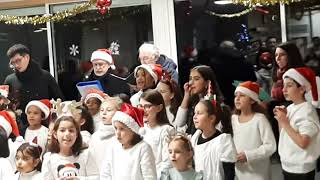 VIVE LE VENT D'HIVER WE WISH YOU A MERY CHRISTMAS COMMENT DÉVELOPPER L'OREILLE MUSICALE DES ENFANTS