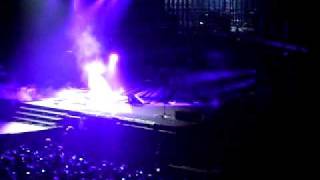 Tokio Hotel - Dogs unleashed (Bill on a motor) @ Ahoy Rotterdam, 23-02-2010