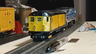 SIRT Ho Scale BL20G #778 and the R22 De-Icer Subway Work Car #RD344