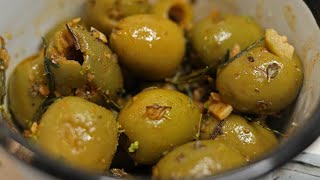 Aceitunas Tuneadas 🫒🧄 #aceitunas #tuneadas #alinadas #entrada #tutorial #receta #vlog #fyp #shorts