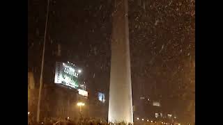 a 17 años de la nevada histórica en bs.as 2007  obelisco 1