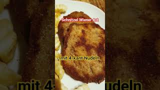 Klassiker- Schnitzel Wiener Art mit 4-kant Nudeln (Pommes)