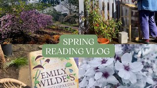 Spring reading vlog || yet more cosy fantasy, spring in Edinburgh, pottering in the garden 🌷🌸🌿