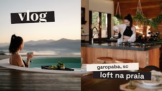 dias ensolarados em um loft na praia | airbnb casa do céu | garopaba/sc