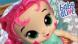 Feeding Baby Alive Glo Pixie Sammie Shimmer Doll