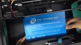 (QIDI TECH I )Paste the PC Platform Sticker