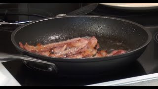 Delicious crispy bacon in Maple syrup . The Crazy Chef