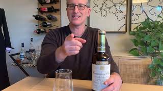 Canadian Club Whiskey from 1980 | Raiding the Parents Liquor Cabinet