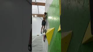 First short 😎 This one took me many tries #climbing #bouldering #escalade #bloc