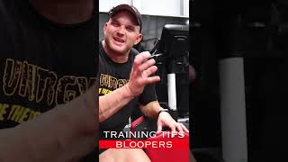 When your brain fails during you last set!!! #bloopers #trainingtips #bodybuilder #bodybuilding