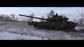 Эксклюзив Танки и спецгруппа ДНР в бою 29 01 Донецк  War in Ukraine