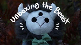 Unboxing THE BEAST plushie from @HelloStudios