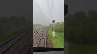 🚂🌧️   #train #тепловоз #машинист