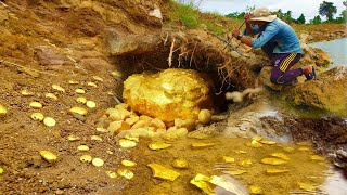 Digging for Treasure worth millions from Huge Nuggets of Gold by a young man - Gold mining