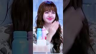 Lisa crying 😂😭😭#blink #blackpink #jisoo #jennie