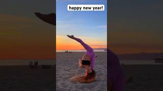 2023 in 15 seconds 💖 #annamcnulty #flexibility #newyear