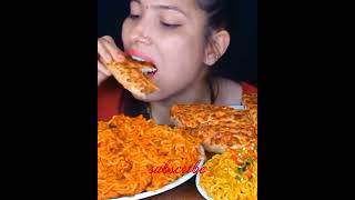 {{ASMR}} eating spicy samyang curry noodles spicy Maggi extra cheese and pizza #shorts #foodiejb