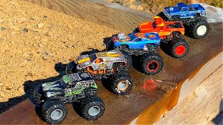 MONSTER JAM | BIGFOOT | SPLASH & SMASH | GRAVE DIGGER | SPIN MASTER | HOT WHEELS MONSTER TRUCKS