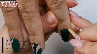 Tutorial nail video: Poison Green set of nails