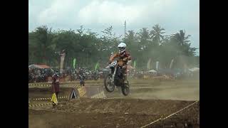 GrassTrack Jaman dulu Sirkuit di sawah kering#grasstrackindonesia