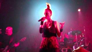 GARBAGE Shirley Manson Opener METRO 8/7/12 Automatic Systematic Habit